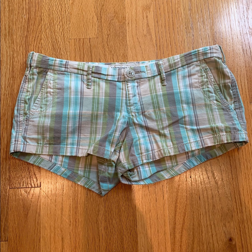 Plaid shorts Abercrombie size 00